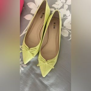 Yellow flats